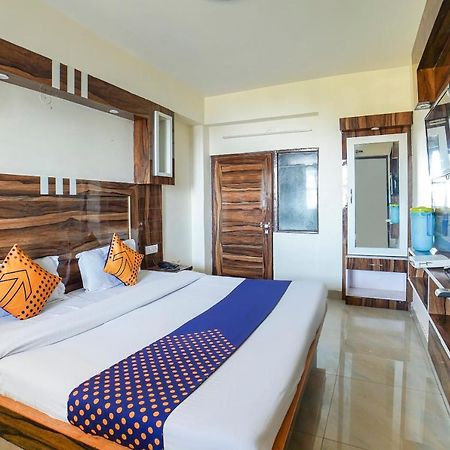מוסורי Super Oyo Sunrise Homestay מראה חיצוני תמונה