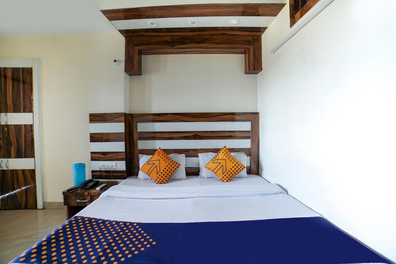 מוסורי Super Oyo Sunrise Homestay מראה חיצוני תמונה