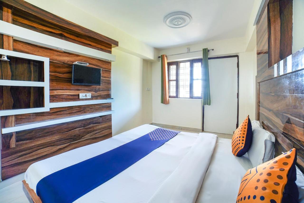 מוסורי Super Oyo Sunrise Homestay מראה חיצוני תמונה