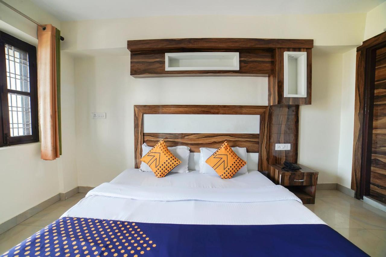 מוסורי Super Oyo Sunrise Homestay מראה חיצוני תמונה