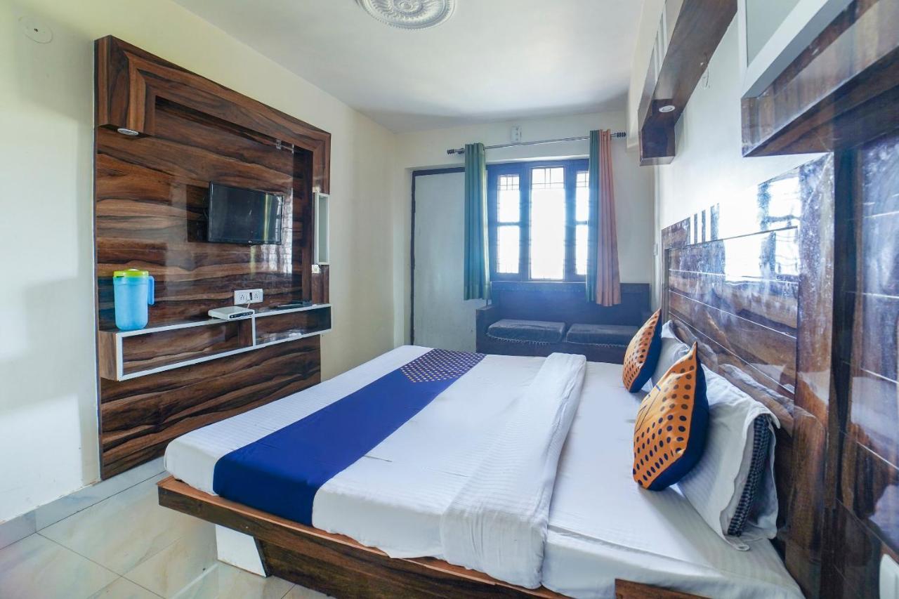 מוסורי Super Oyo Sunrise Homestay מראה חיצוני תמונה